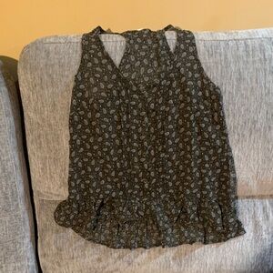 Lush Women's Sleeveless Black Top